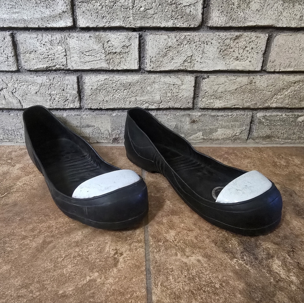 Black Composite Cap | OSHA TOES | Safety Overshoe